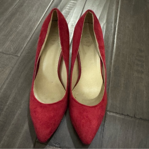 Ollio Red Heels - Picture 3 of 4
